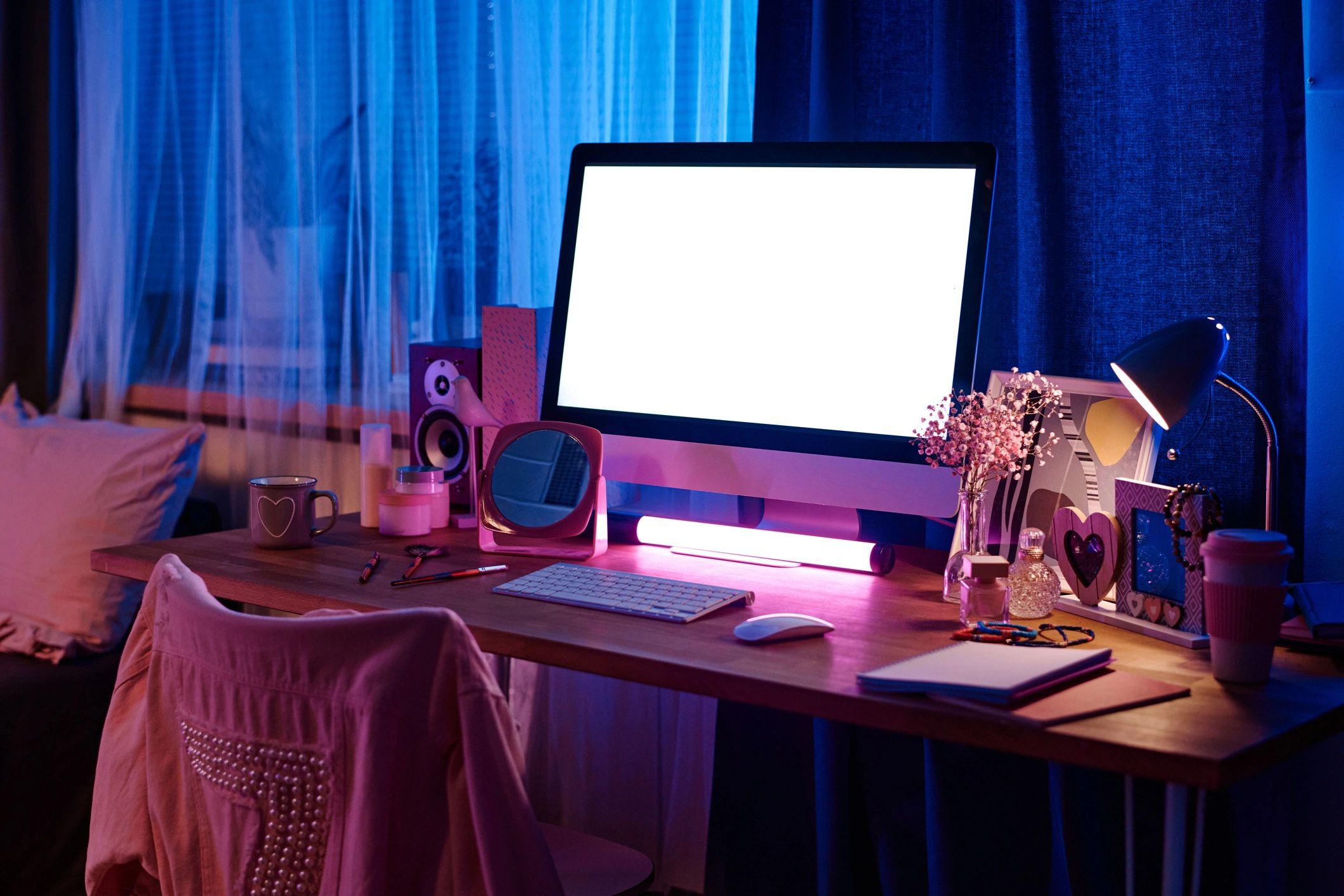 Modern computer workstation for video editing and digital production